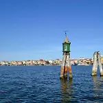 Alloggi Marelaguna سوتّومارينا